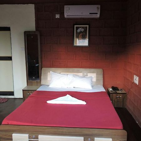 Prathamesh Resort Murūd Exteriör bild