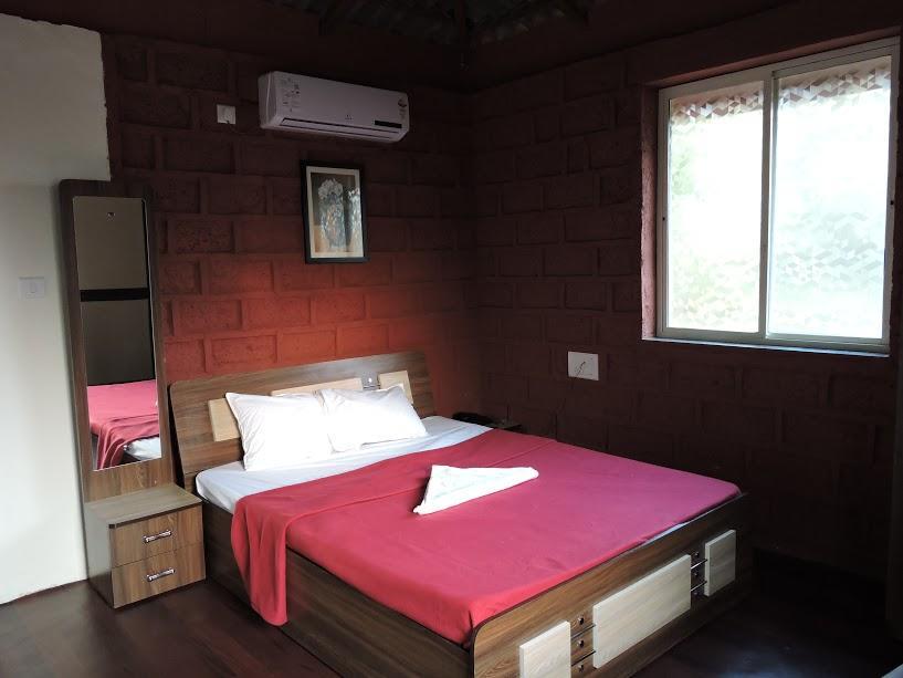 Prathamesh Resort Murūd Exteriör bild